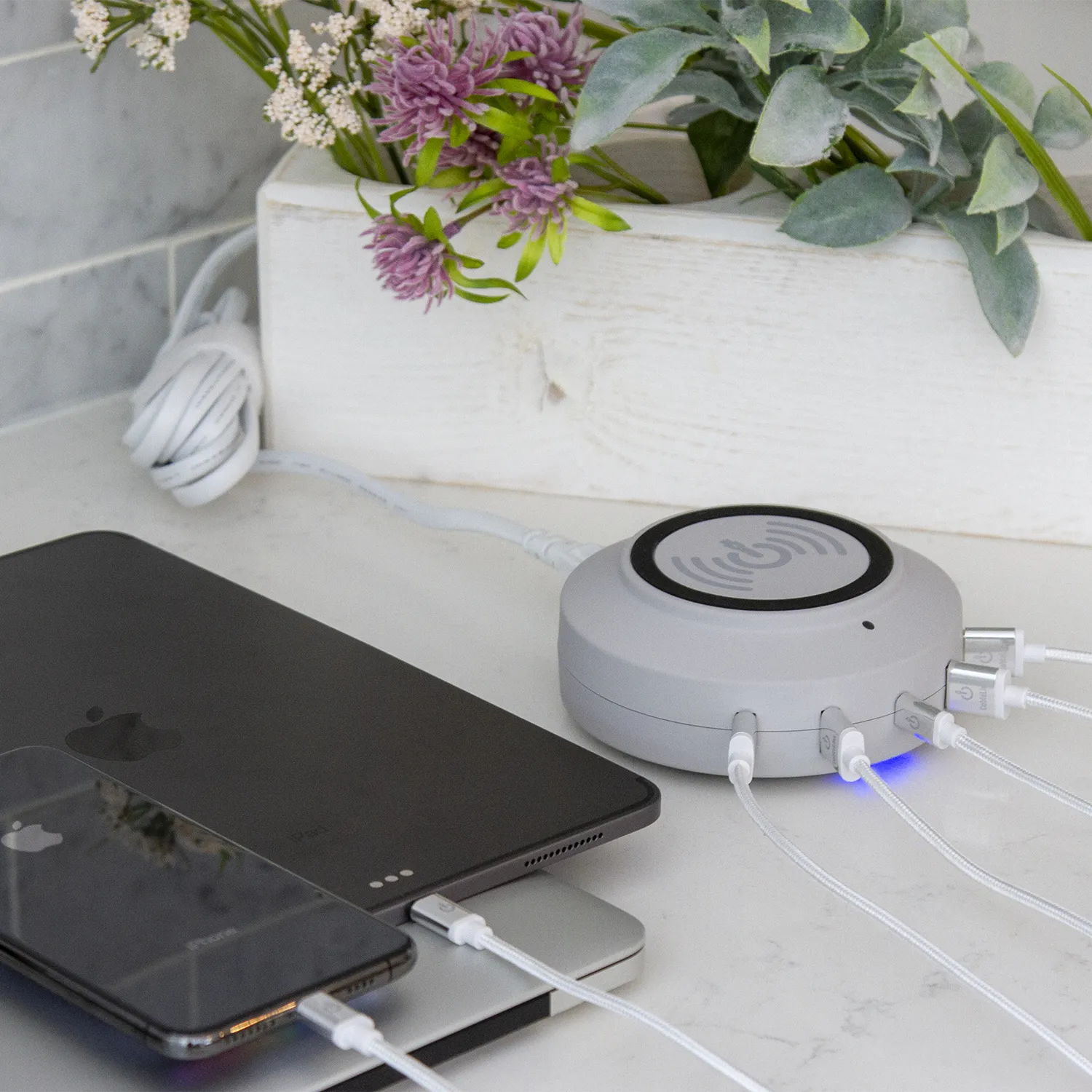 ChargeHub X5 Elite 3005 – 5 Port USB Charger with 5 USB Charging Cables