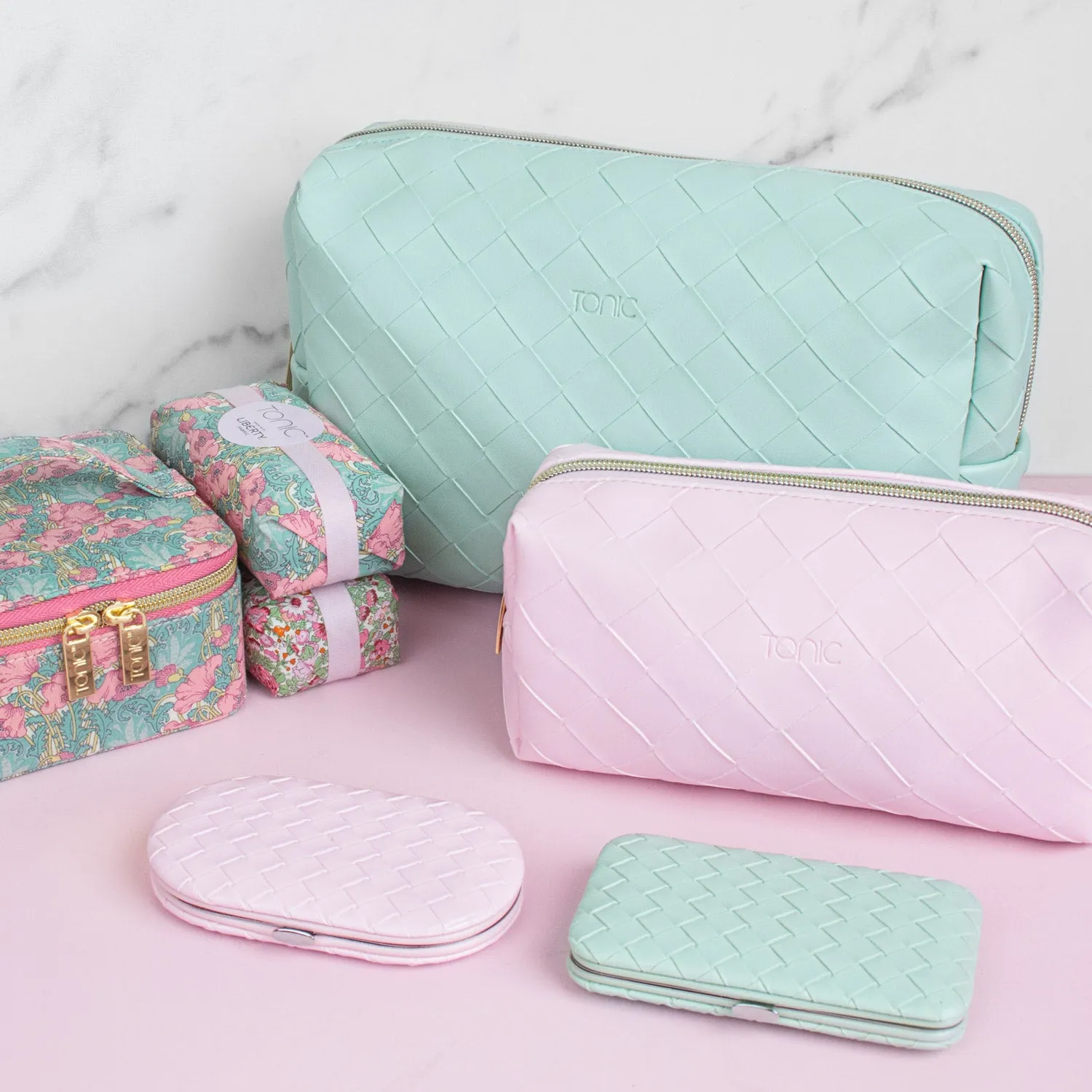Large Beauty Bag - Woven Teal